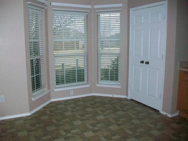 Building Photo - 4735 Topaz Ln