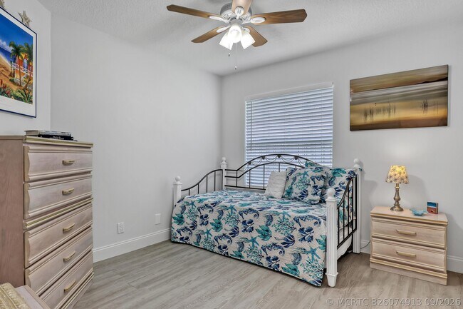 Building Photo - 24 Admirals Ct