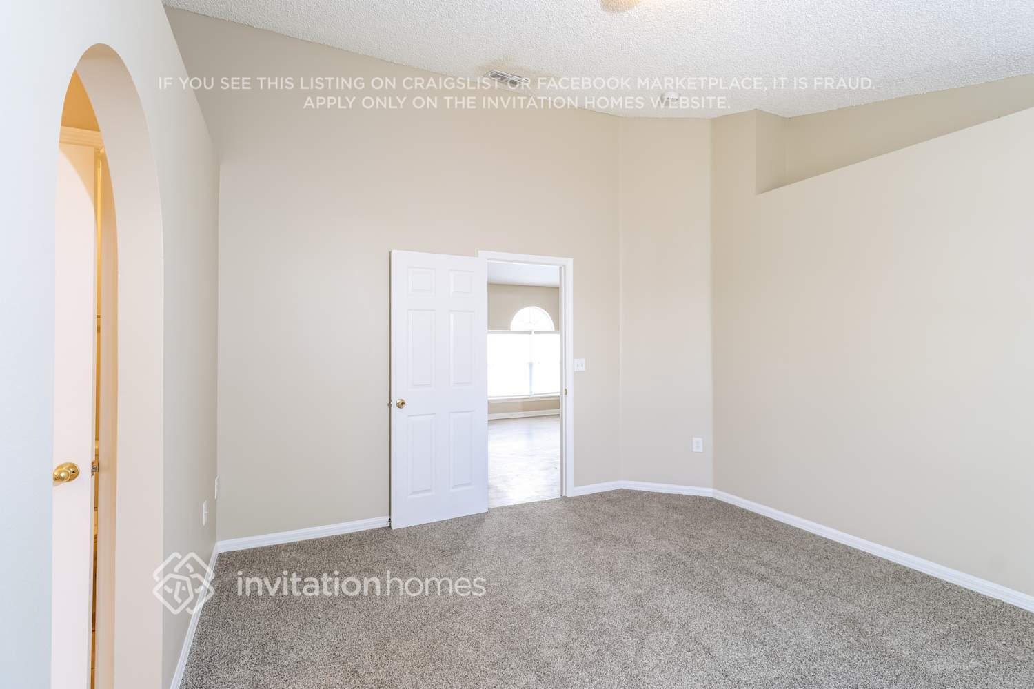 Building Photo - 2733 Maderia Cir