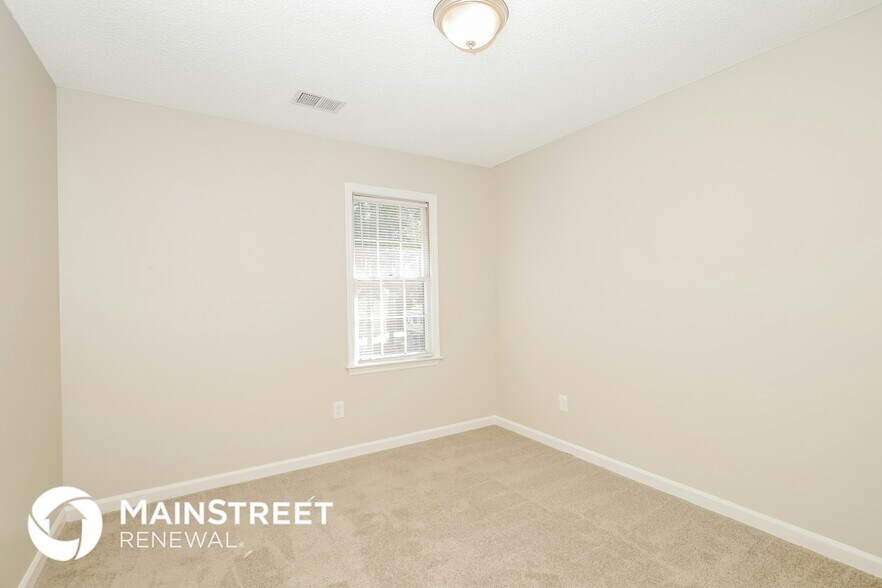 Building Photo - 1384 Grindenwald Dr