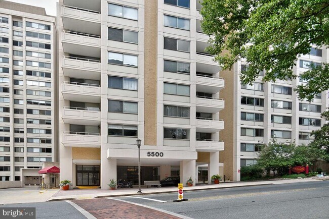 Building Photo - 5500 Friendship Blvd
