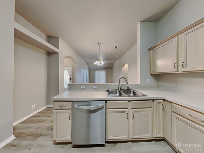 Building Photo - 1719 Joy Spring