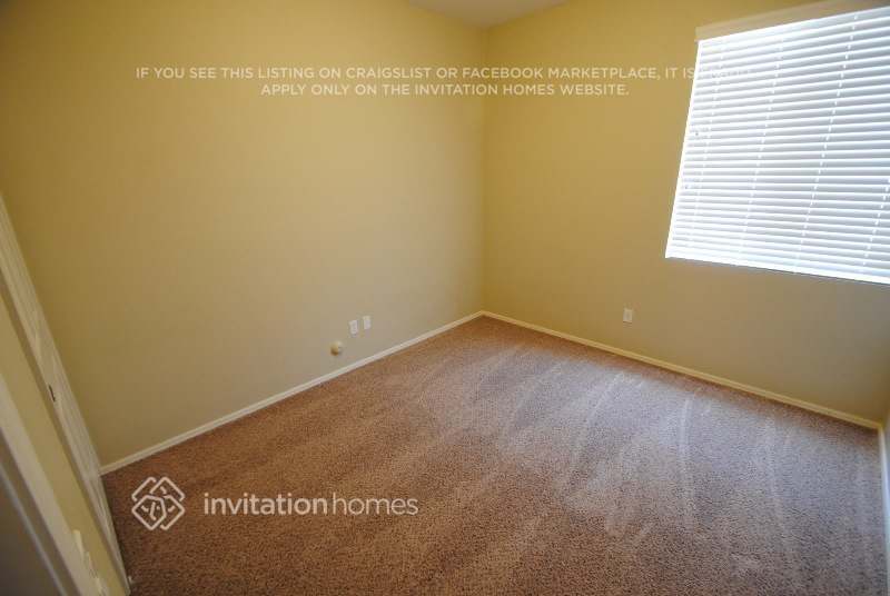 Building Photo - 40867 N Arbor Ave