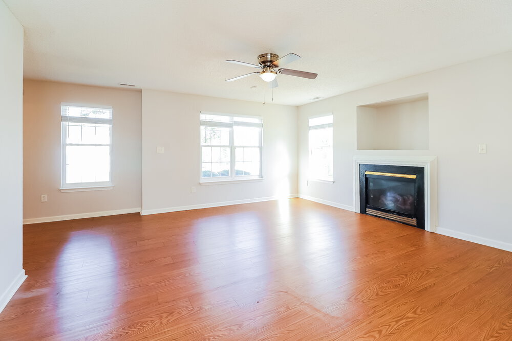 Building Photo - 6720 Fortescue Dr