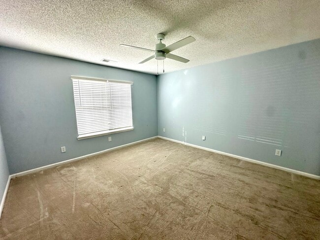 Building Photo - 8200 Reames Rd