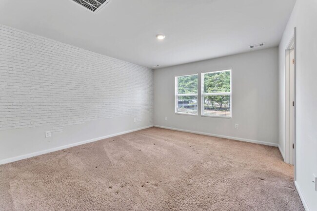 Building Photo - Stunning 3BR/2.5BA Home | Private Fenced Yard & Outdoor Oasis $2190/mo rent