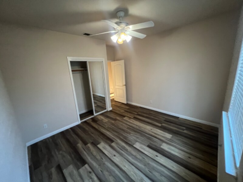 Building Photo - 7563 N Carnegie Ave