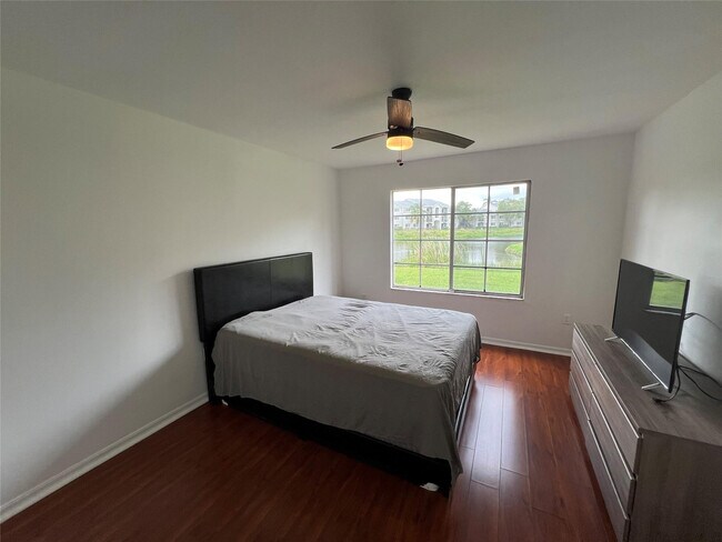 Building Photo - 4101 San Marino Blvd