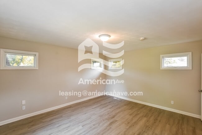 Building Photo - 1810 College St SE