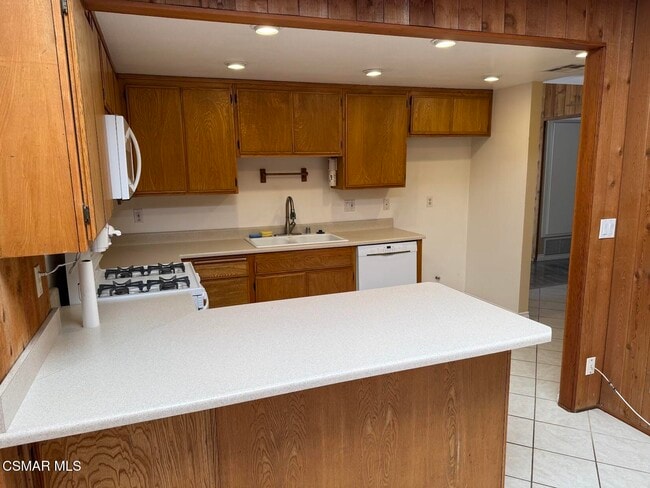 Building Photo - 636 Malaga Ct