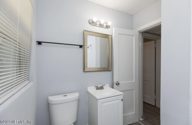 Building Photo - 2513 Spirea St