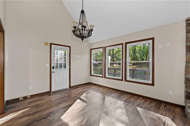 Building Photo - 2622 Sheffield Ct