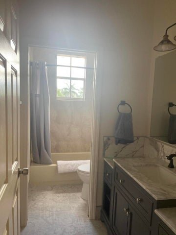 Building Photo - 10690 Old Hammock Wy