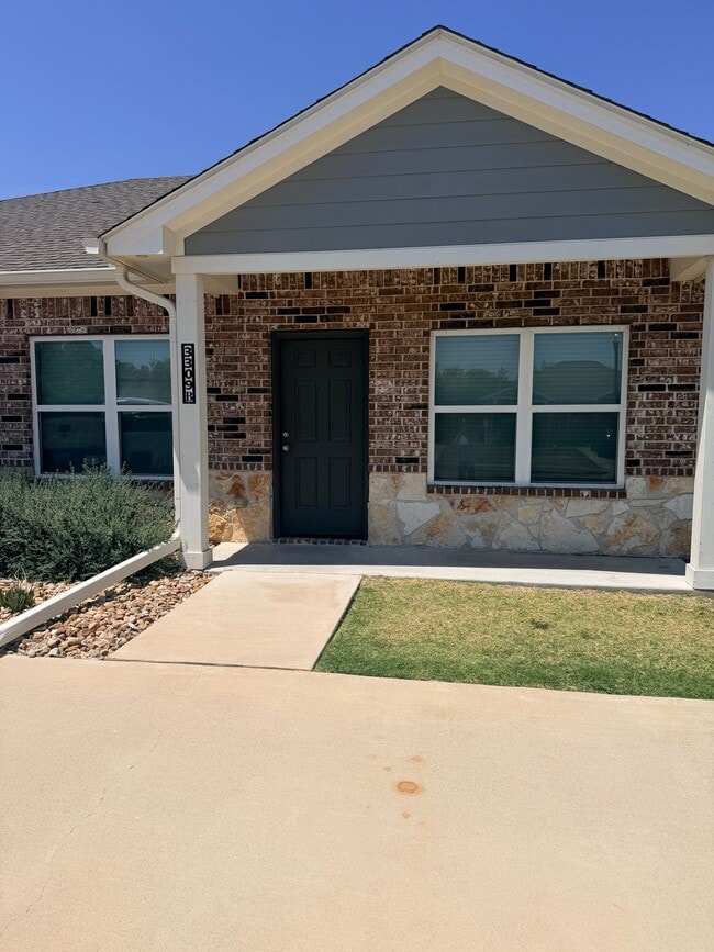 Building Photo - 3309 Belmont Dr
