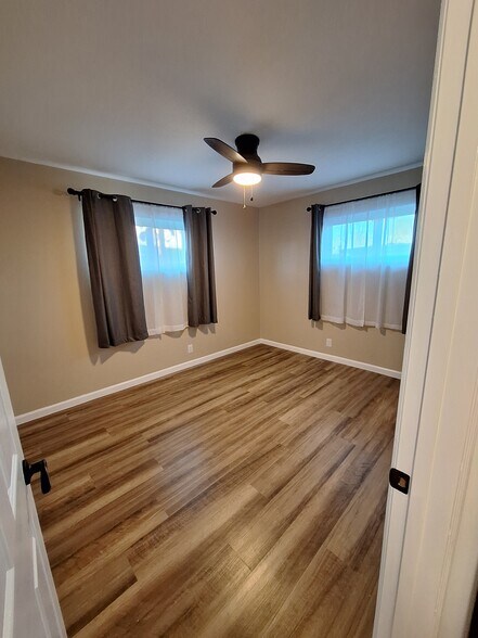 2nd bedroom - 1410 E St