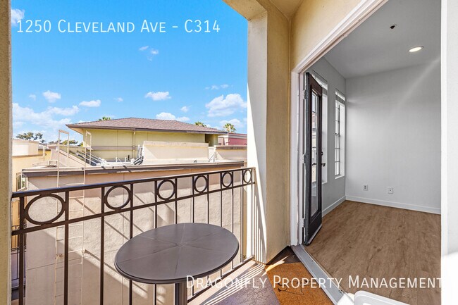 Building Photo - 1250 Cleveland Ave