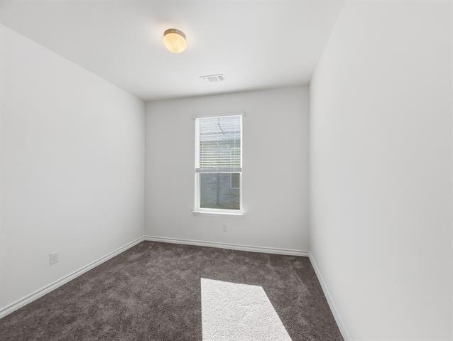 Building Photo - 663 Saxony Dr