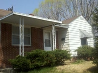 Building Photo - 6016 Pratt St