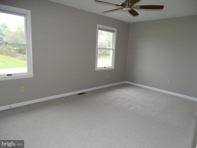 Building Photo - 480 Pensinger Rd