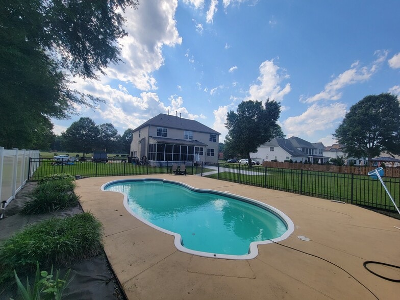 Gated Pool - 2257 Averill Dr