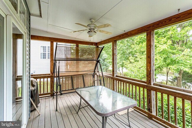 Building Photo - 26161 Rachel Hill Dr