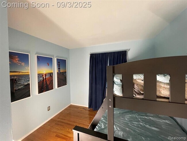 Building Photo - 1253 Bamford St