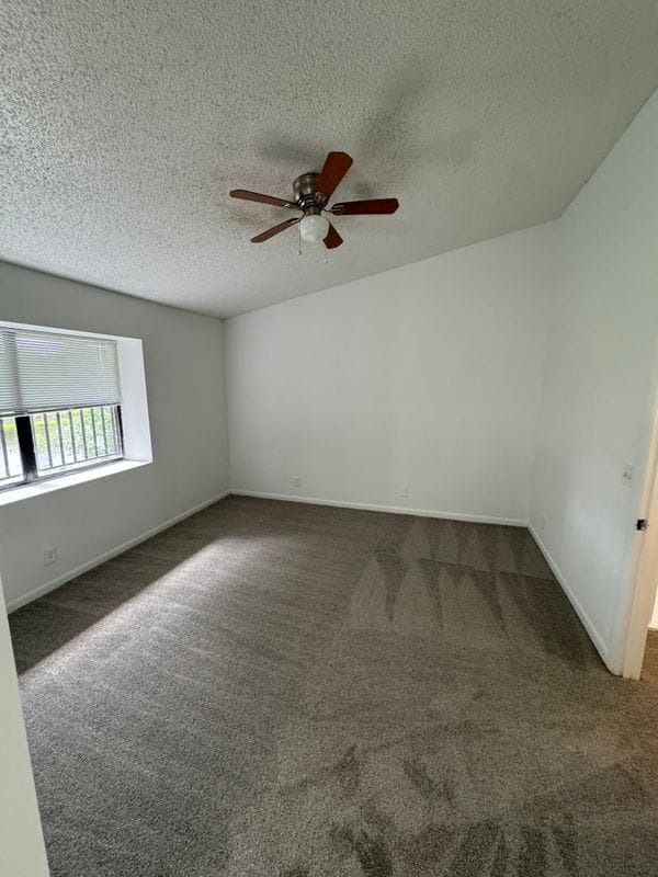 Building Photo - 3733 Carambola Cir N