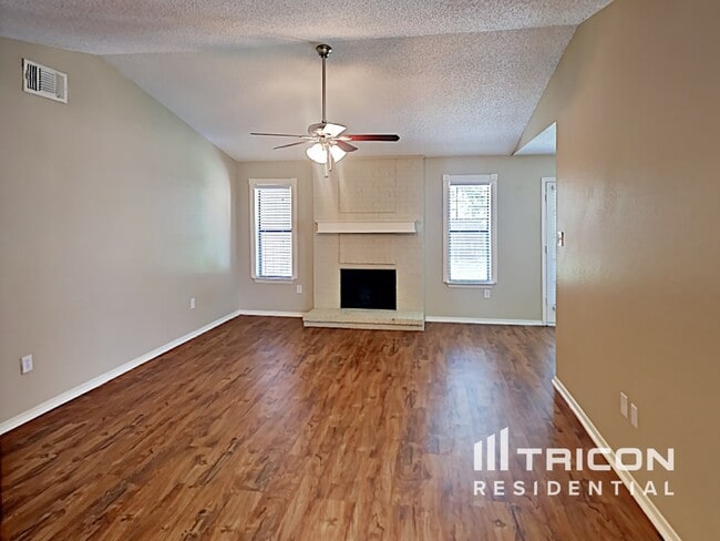 Building Photo - 1015 Cedar Run Dr