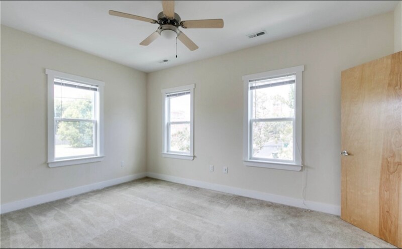 Building Photo - 1325 Porter St