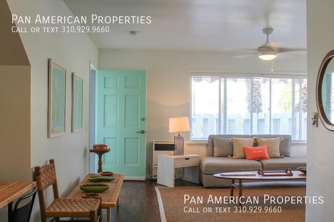 Building Photo - 5136 E Livingston Dr