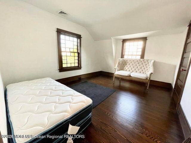 Building Photo - 110 Corlies Ave