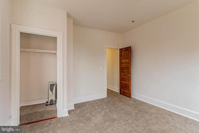 Building Photo - 1459 Chapin St NW