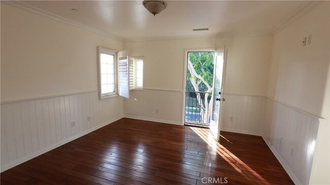 Building Photo - 28 Arborside