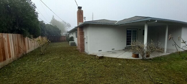 Building Photo - Updated 3 Bedroom Home in North Merced – Cul de Sac Location & Large Lot