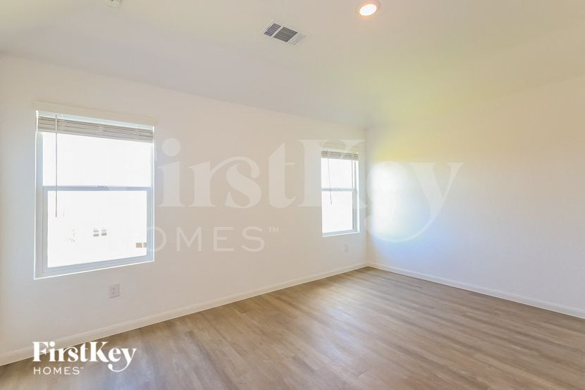 Building Photo - 6802 Arid Wy