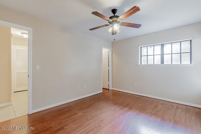 Building Photo - 10150 Belle Rive Blvd