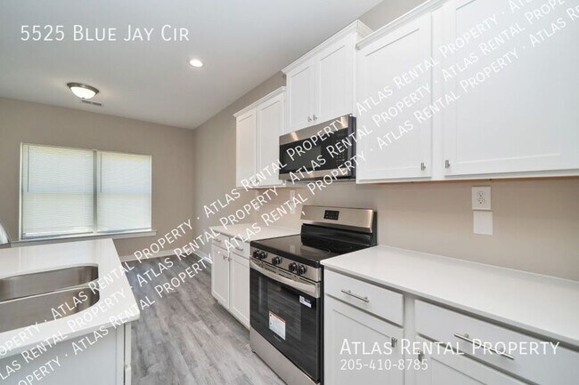 Building Photo - 5525 Blue Jay Cir