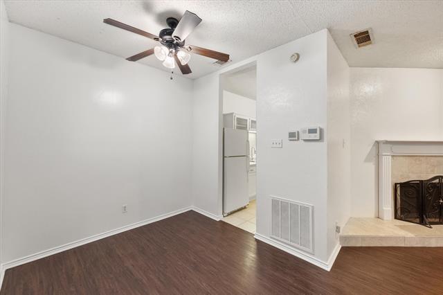 Building Photo - 2105 Count Fleet Dr