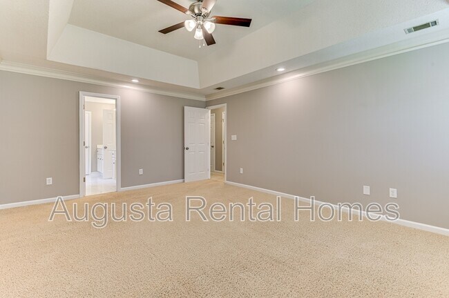 Building Photo - 208 Stonington Dr