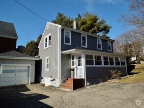 Building Photo - 301R Court St