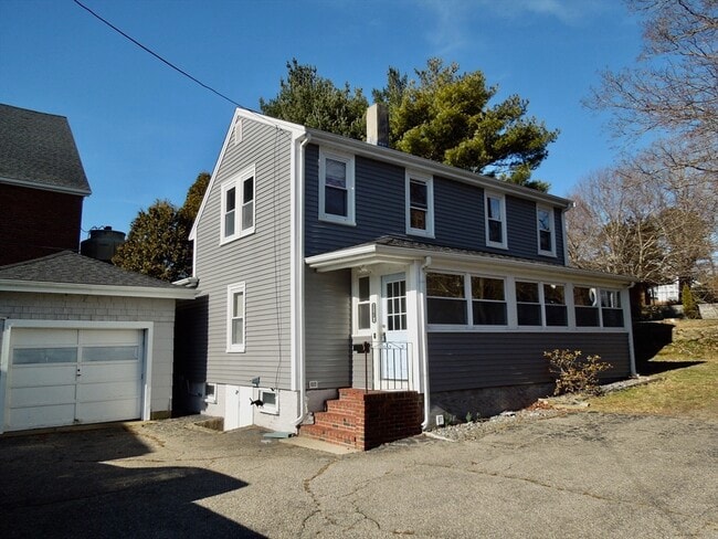 Primary Photo - 301R Court St