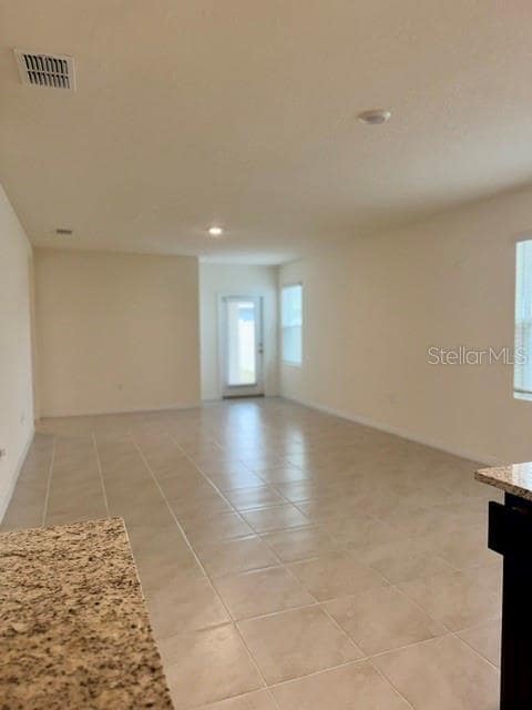 Building Photo - 824 Horsetail Dr