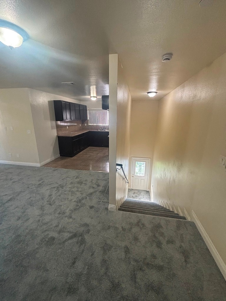 Building Photo - 1229 W 60th St