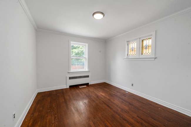 Building Photo - 3752 Taft Ave