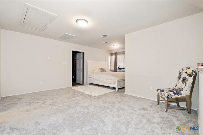 Building Photo - 6800 Mustang Creek Rd