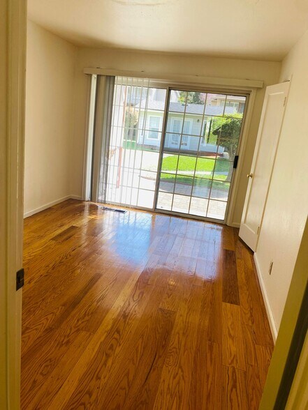 Bedroom #1 - 3765 Mosswood Dr