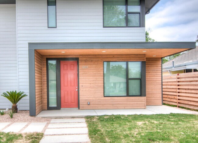 Building Photo - 4303 Red River St