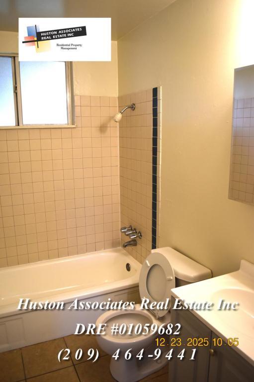 Building Photo - 1714 Del Rio Dr