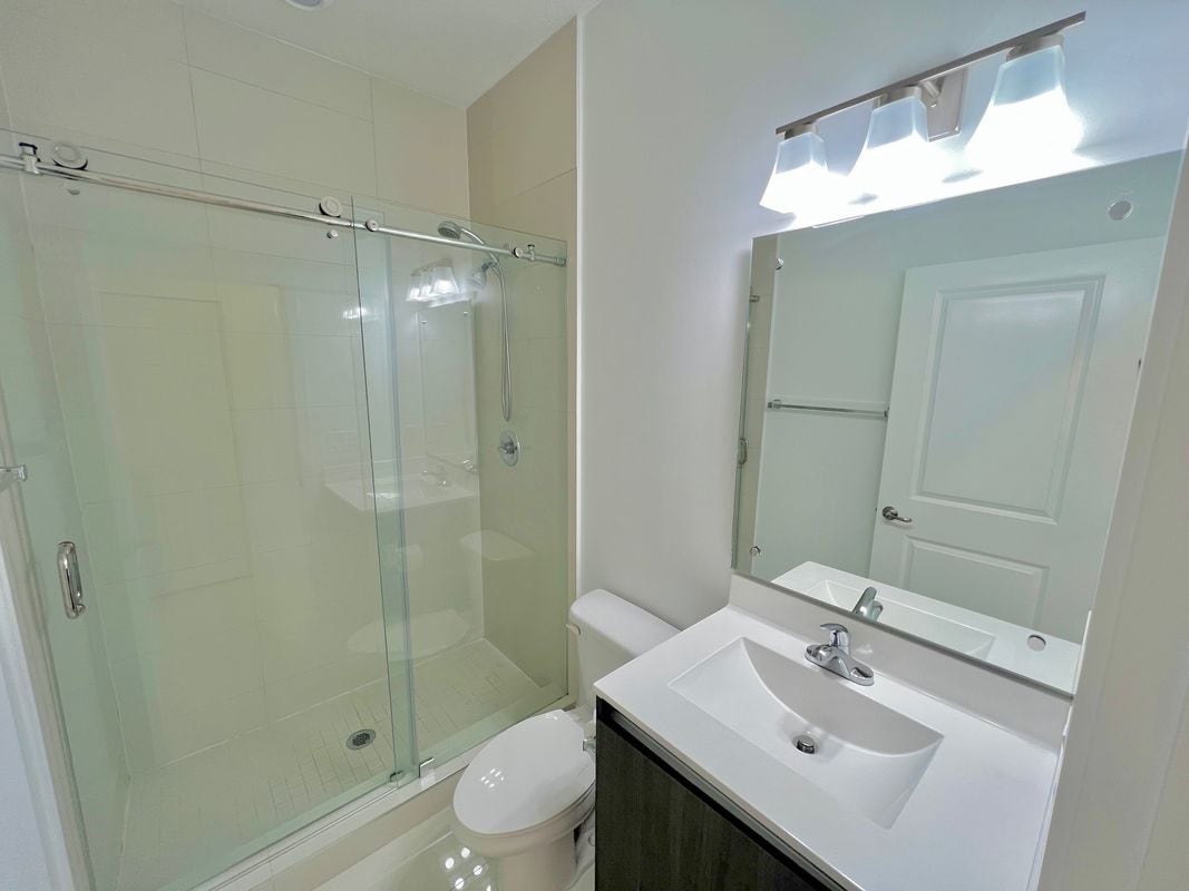 Building Photo - 492 SW 91st Pl