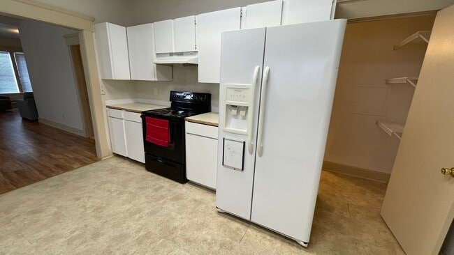 Building Photo - 2911 Nassau St